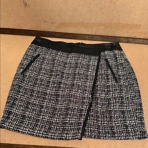 Outback Red Black and White Tweed Pencil Skirt